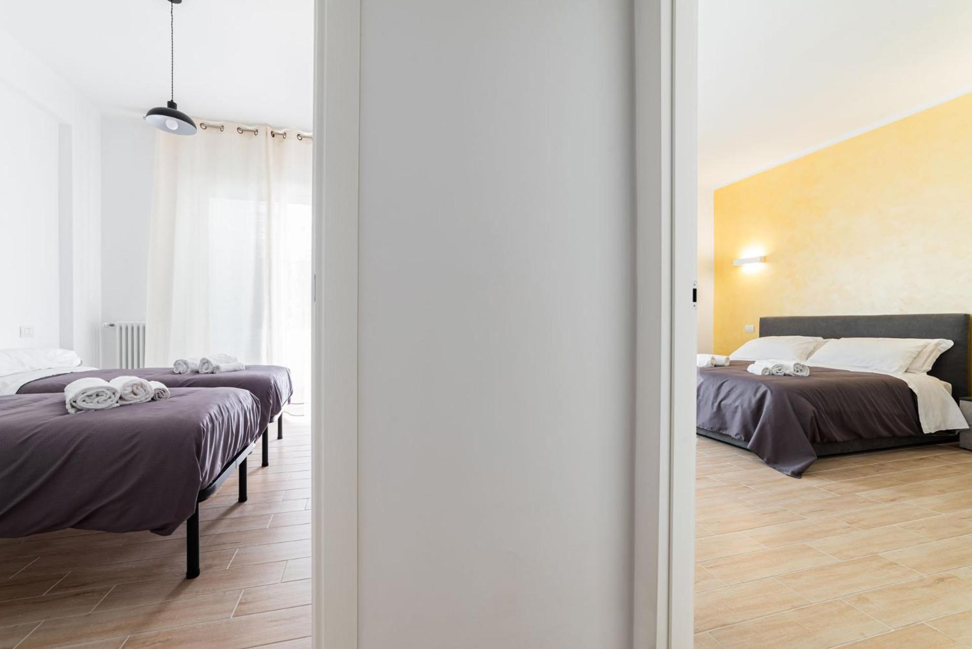 Al Teatro Rooms Бари Экстерьер фото